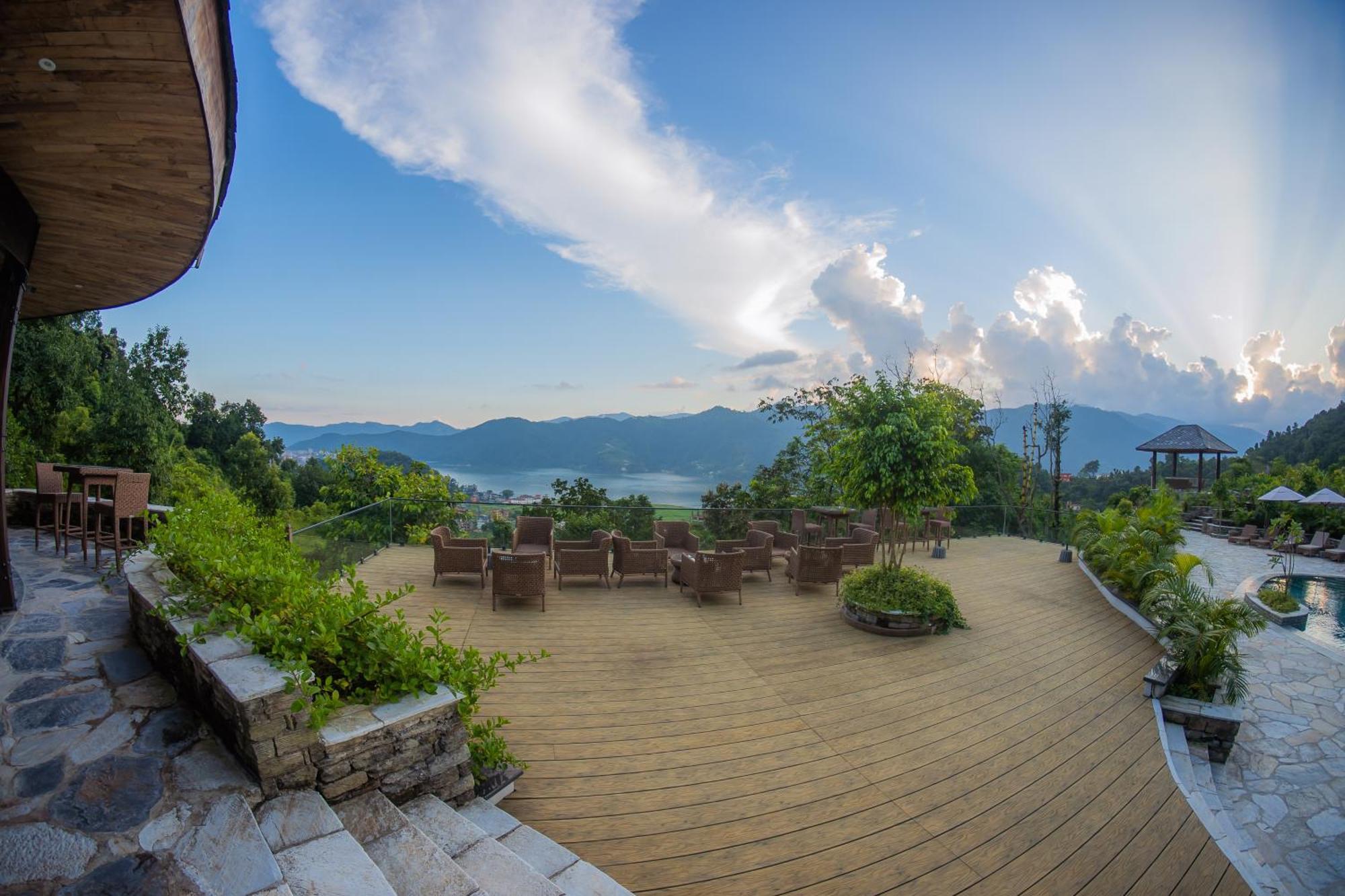 Dorje'S Resort And Spa Pokhara Zewnętrze zdjęcie